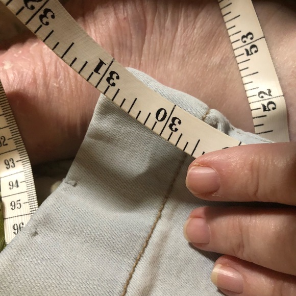 Lauren Conrad High Rise Flare Mom Jeans; Lightwash DIY Soft Stretch SZ 14 - Picture 10 of 10